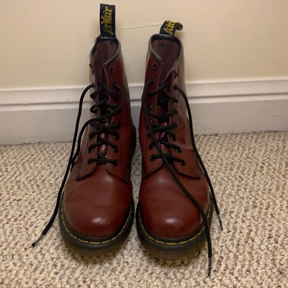 Cherry red doc martens - Picture 2 of 5